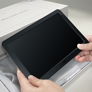 digital photo frame