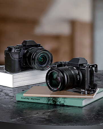 SMALLRIG X-T5 L Bracket for FUJIFILM X-T5, L Plate with Blackwood Side Grip, Shutter Button, Buil...