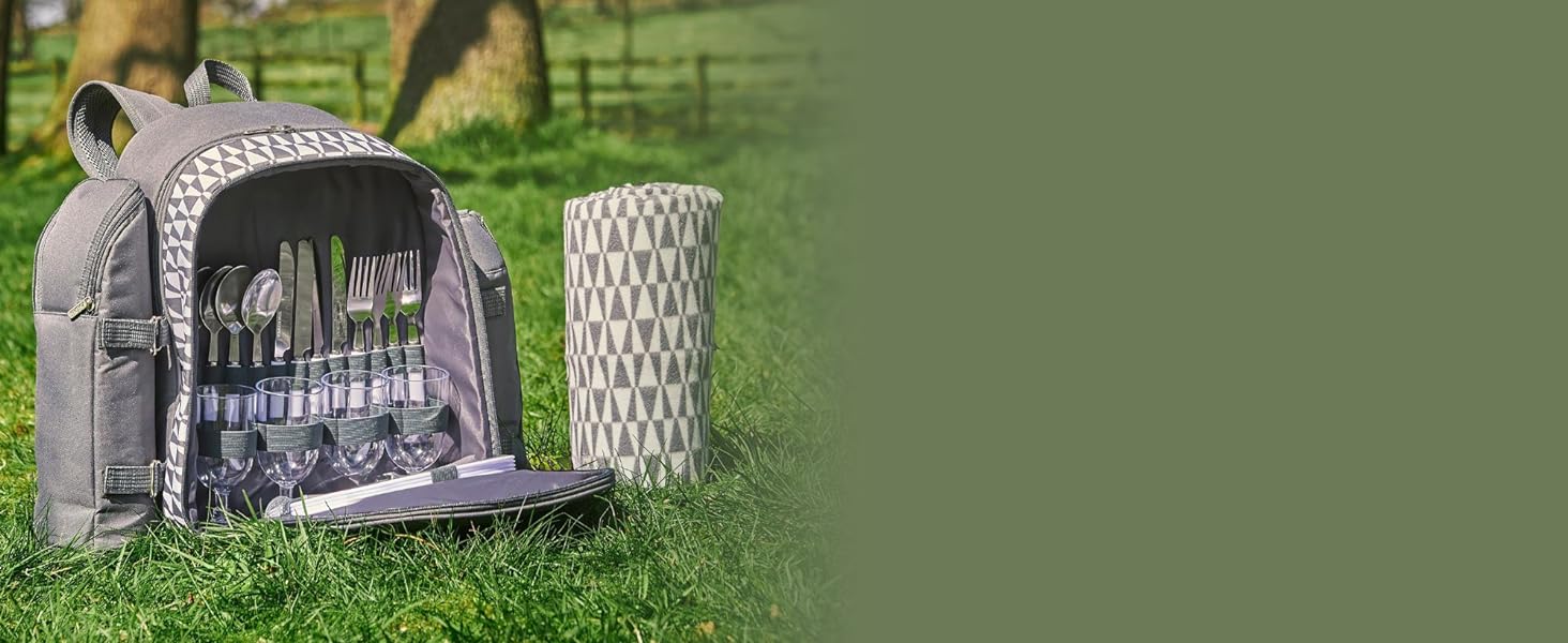 Picnic scene in the park