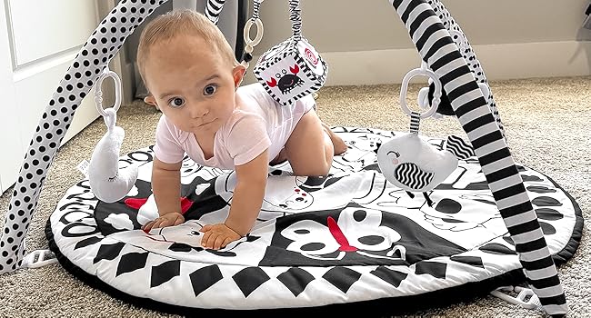 QUOKKA High Contrast Baby Play Gym Mat with Sound Toys 0+