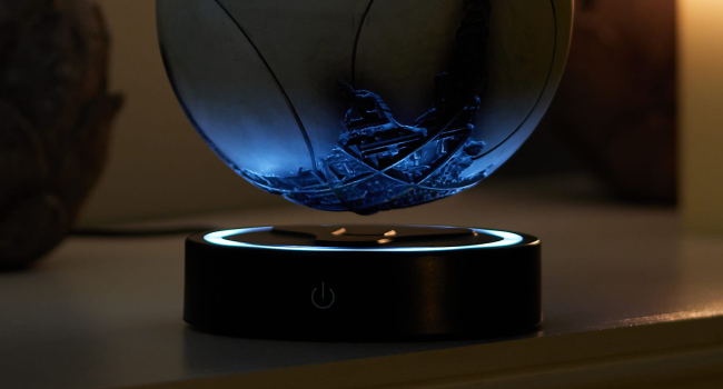 floating traveler