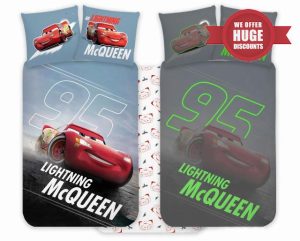 Disney Cars McQueen Cot Size Bedlinen Set 100x140 cm & Pillowcase 40x45 cm | Glow-in-the-Dark Duvet Set for Kids | Reversible Bedding Set for Boys & Girls | Soft & Breathable